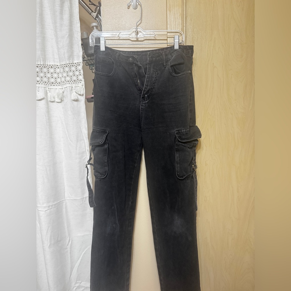 Shein XS Black cargo jean